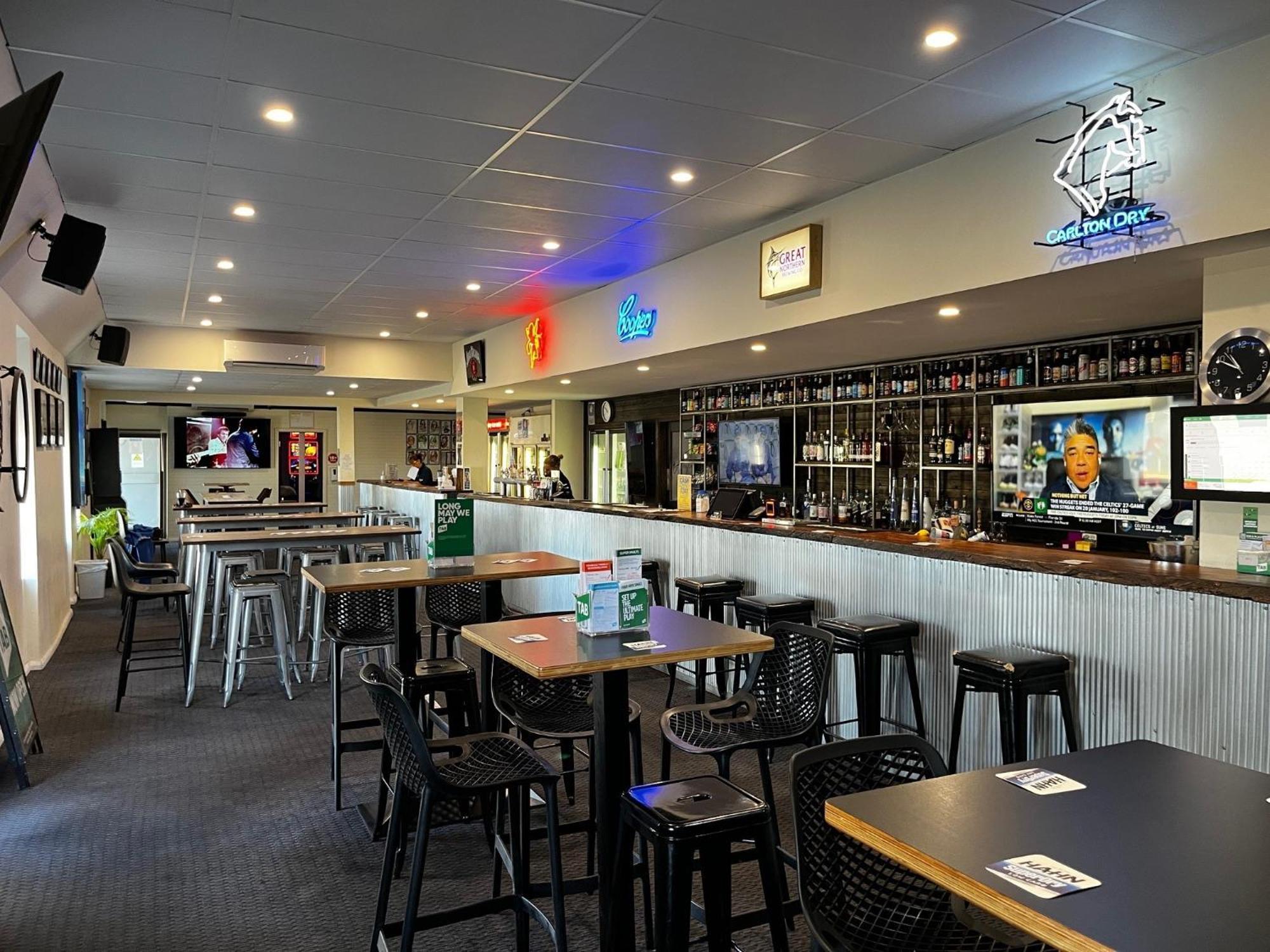 The Anglers 3* Wallaroo